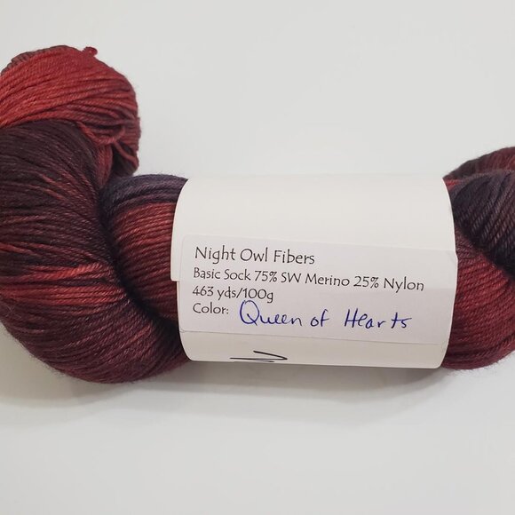 Night Owl Fibers Hand Dyed Yarn Queen of Hearts Superwash Merino Nylon 100g 463y - Picture 3 of 8
